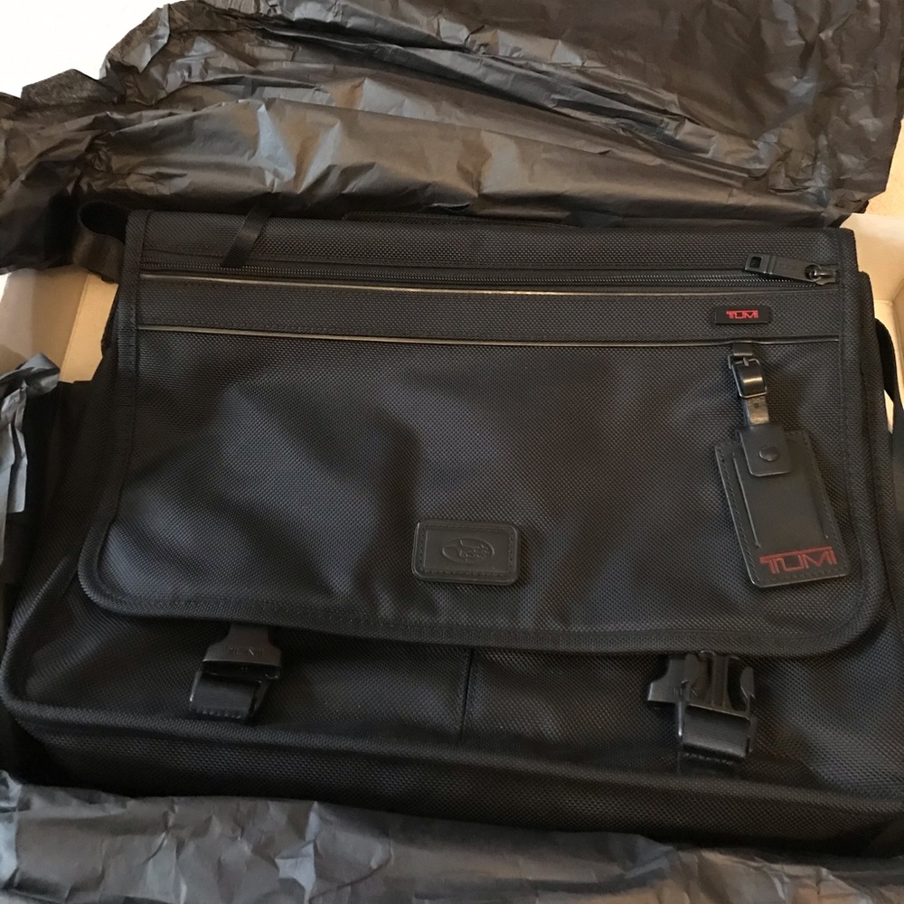 Tumi messenger Subaru branded